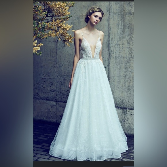 Calla Blanche Taylor Wedding Dress - never worn - Picture 1 of 3